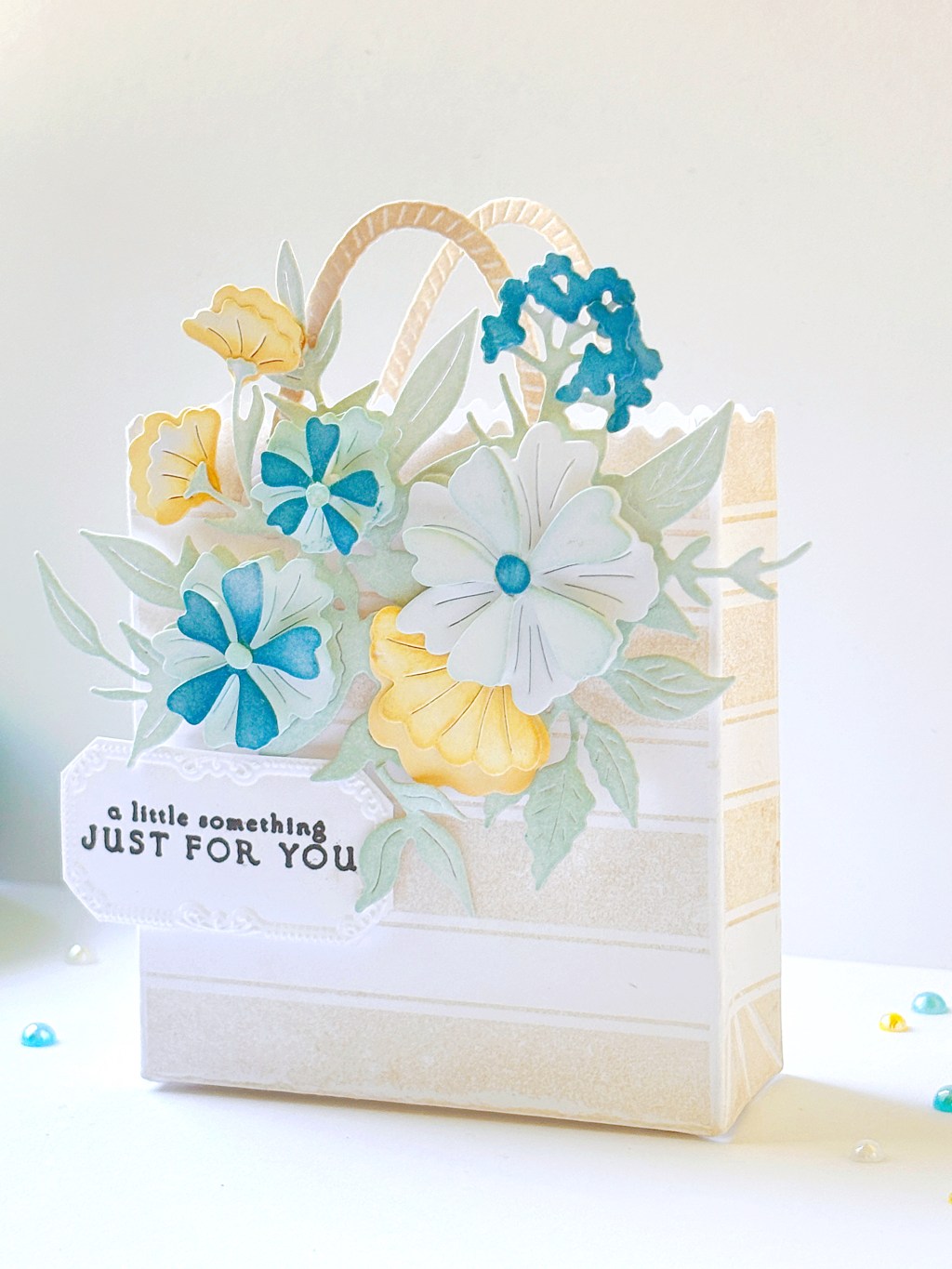 A Tote of Blossoms…with&nbsp;Kelly